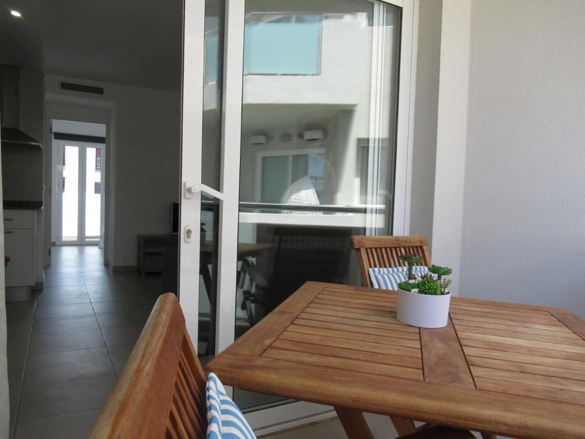 La Rosita Sun Apartments, By Comfortable Luxury Коралео Екстериор снимка