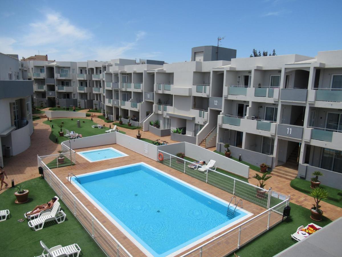 La Rosita Sun Apartments, By Comfortable Luxury Коралео Екстериор снимка