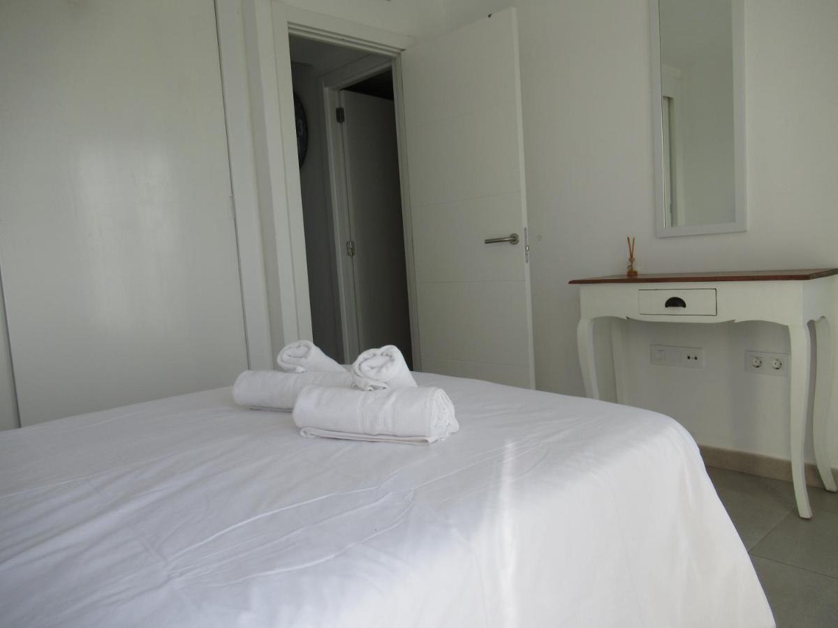 La Rosita Sun Apartments, By Comfortable Luxury Коралео Екстериор снимка