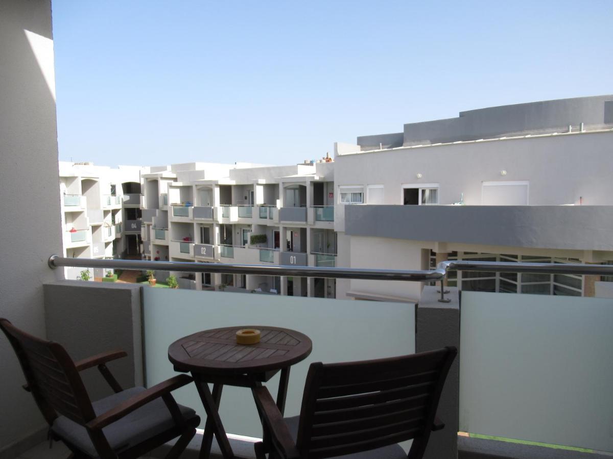 La Rosita Sun Apartments, By Comfortable Luxury Коралео Екстериор снимка